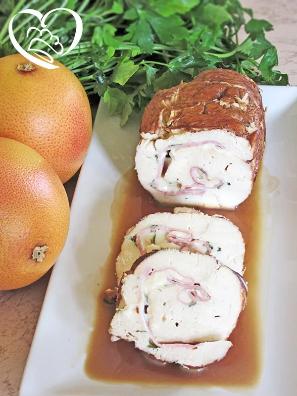 Arrosto di pollo ripieno di prosciutto cotto