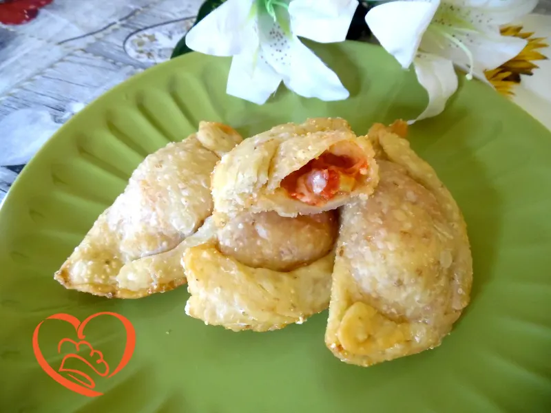 Calzoncini fritti alla caprese