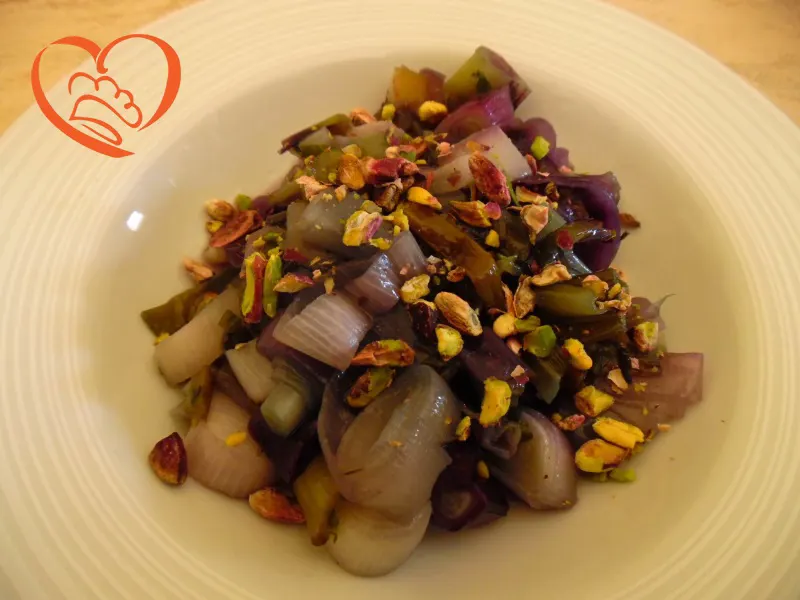Cipollotti viola con pistacchi