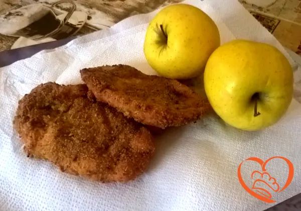 Cotoletta di pollo con impanatura ai pistacchi