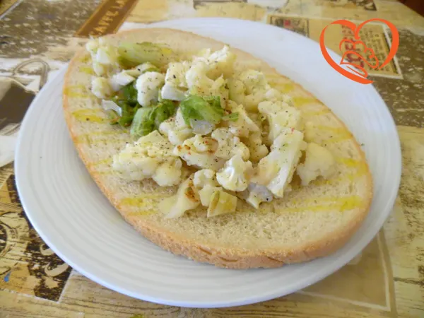 Crostone con cavolfiore