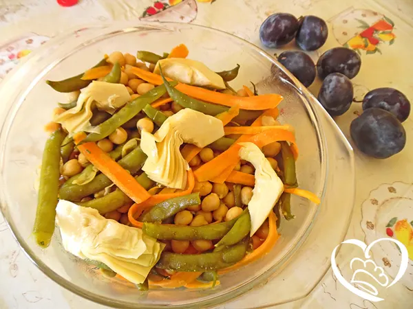 Fagiolini, ceci e carote al curry