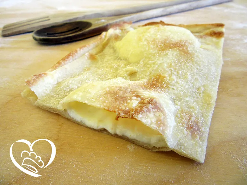 FETTA_FOCACCIA_DI_RECCO.JPG