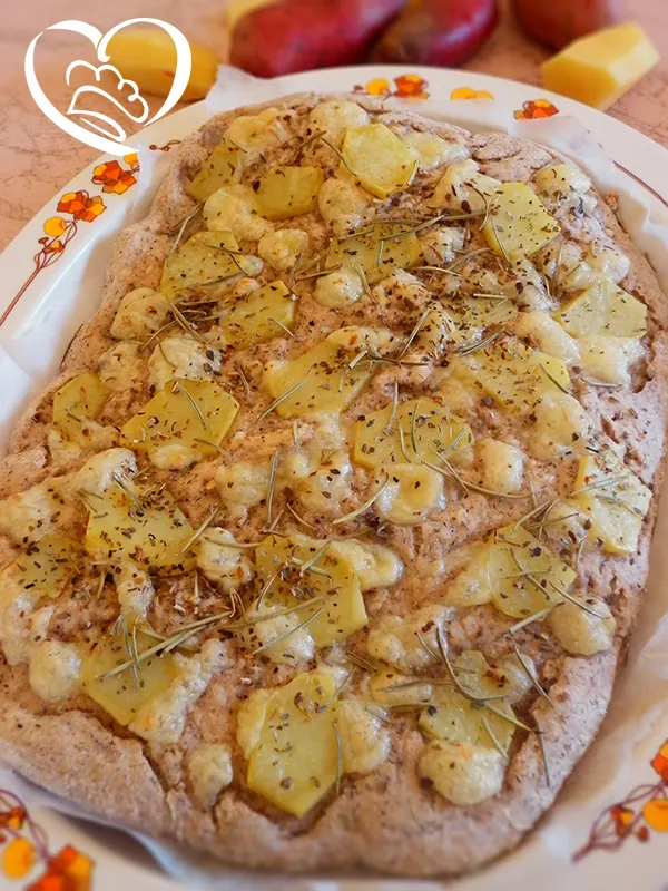Focaccia patate e formaggio