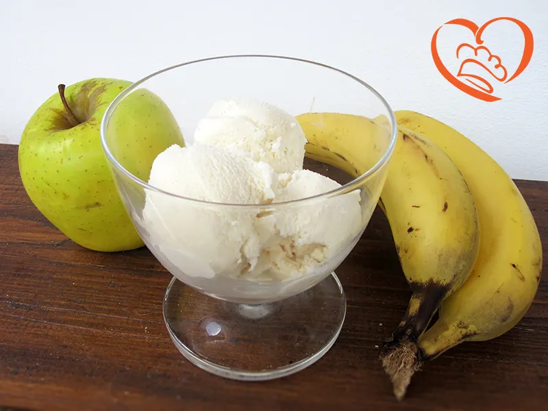 Gelato alla vaniglia (con gelatiera)