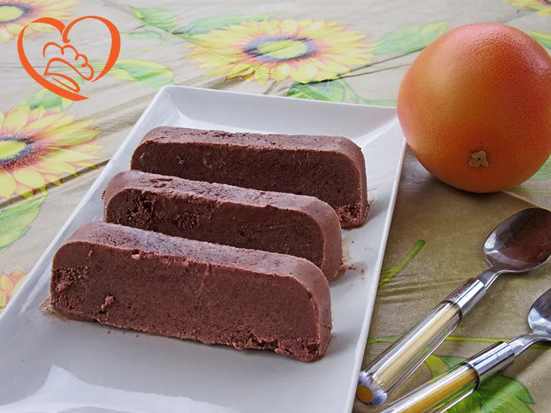 Gelato al cioccolato fondente (con gelatiera)