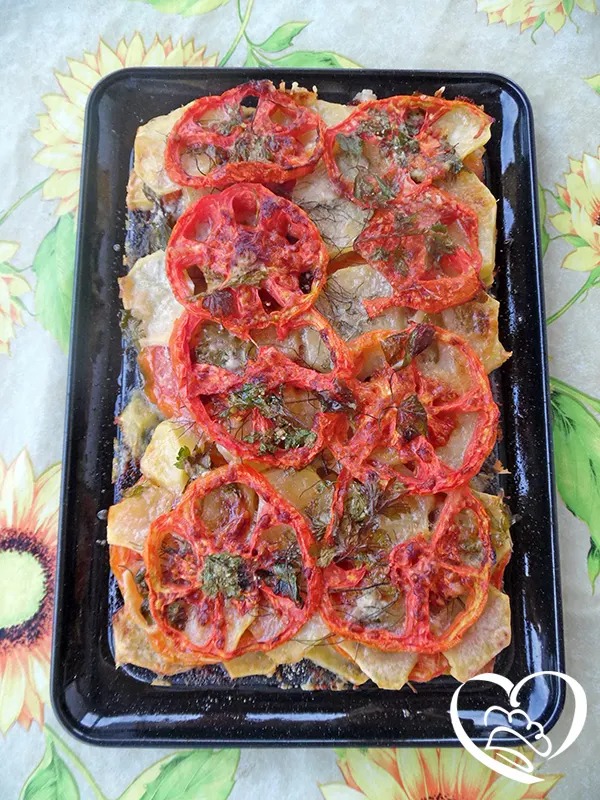 Lasagna di patate e pomodori