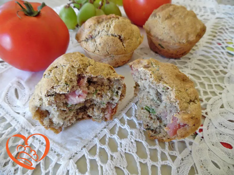 Muffins con speck e prosciutto cotto