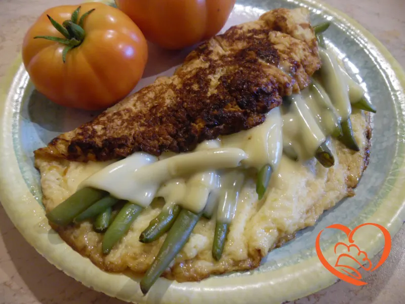 Omelette con fagiolini e formaggio