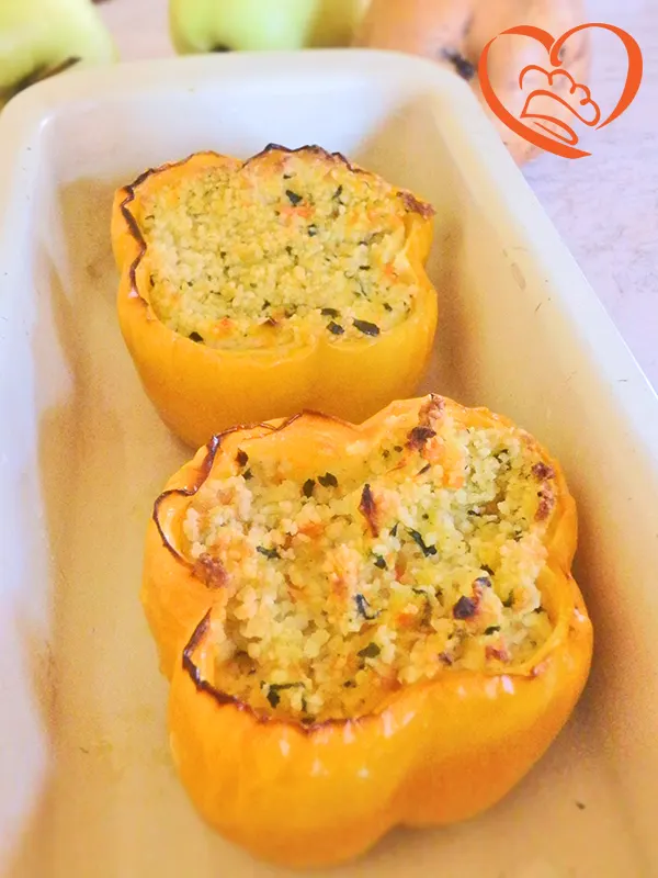 Peperoni ripieni di cous cous e formaggio