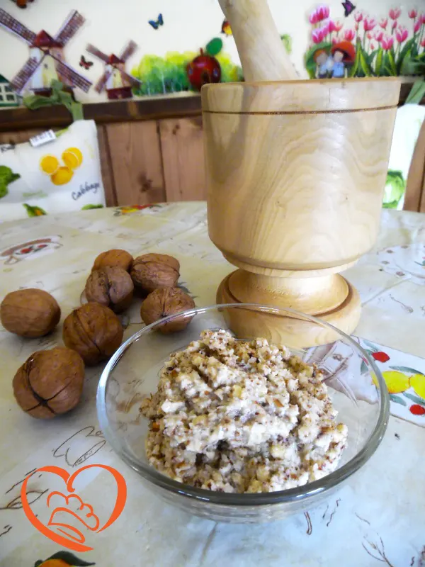 Pesto alle nocciole
