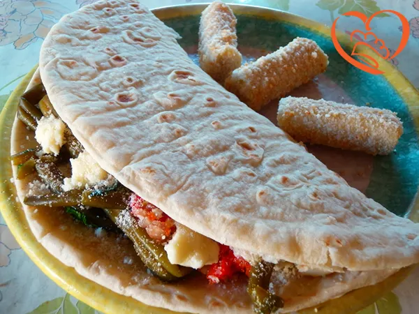 Piadina con fagiolini, formaggi e farcitoast