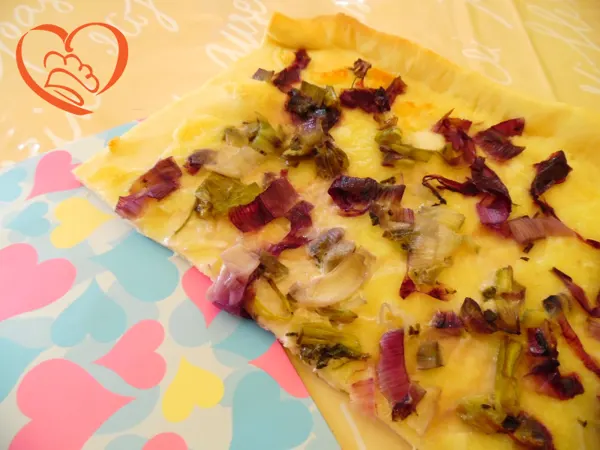 Pizza con cipollotti viola