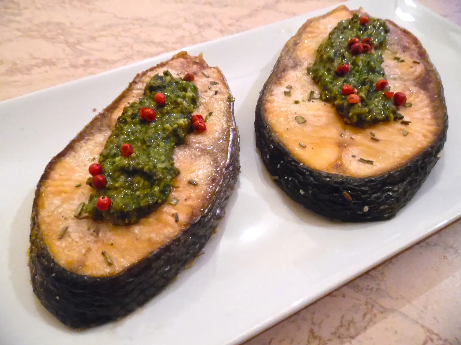 Salmone con pesto alla genovese