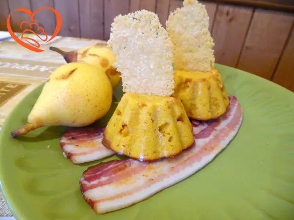 Sformatini di zucca su pancetta con cialda di Parmigiano