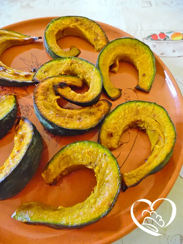 Spicchi di zucca arrostiti