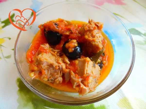 Sugo di tonno e olive