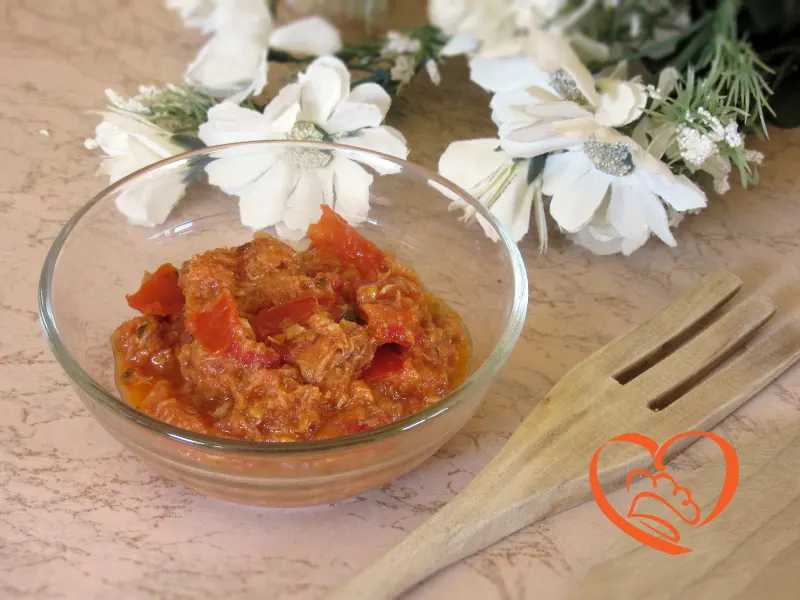 Sugo di tonno in rosso