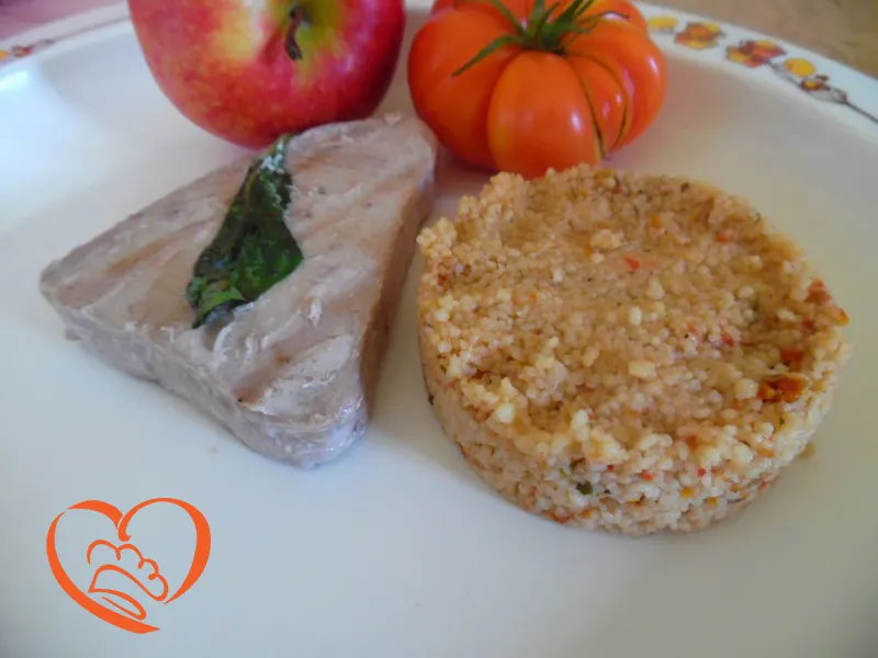 Tonno alla piastra con cous cous