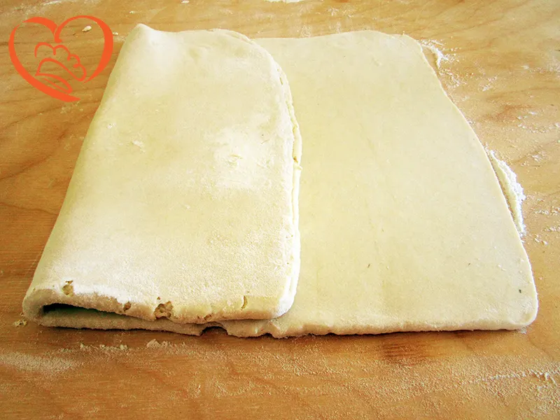 TUTORIAL_PASTA_SFOGLIA_3_GIRI_9_.JPG