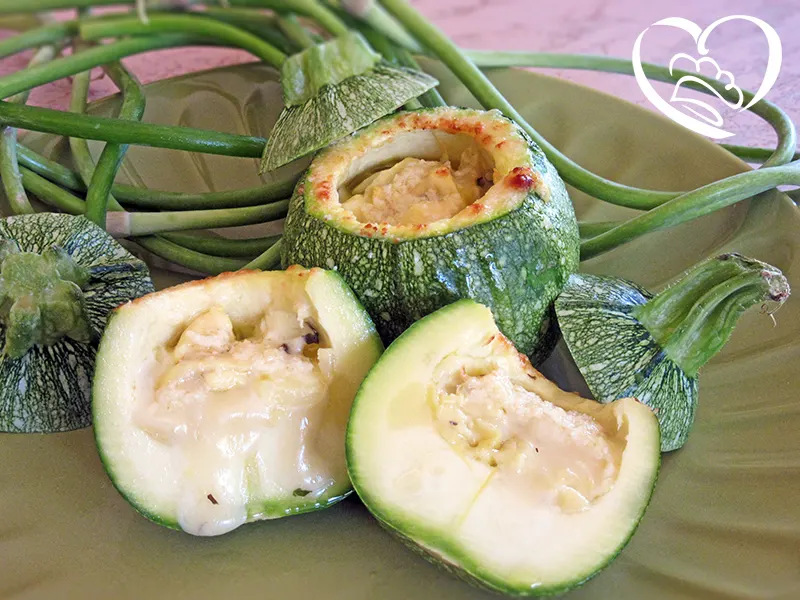 Zucchine tonde ripiene al formaggio