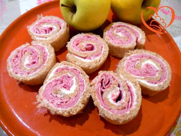 Girelle integrali con prosciutto e formaggio