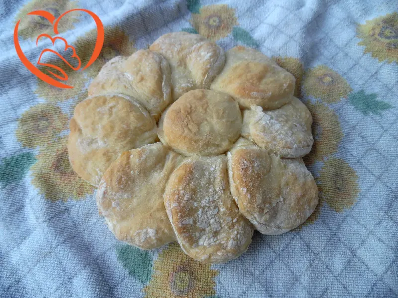 Pane a fiore