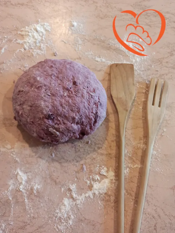 Impasto pane  alle carote viola