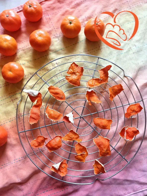 Bucce di clementine essiccate